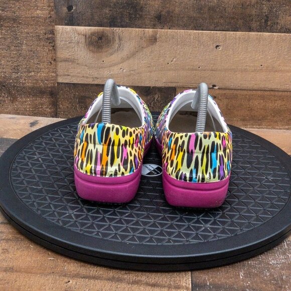 CROCS NERIA PRO II X LISA FRANK MULTICOLOR CHEETAH PRINT CLOGS SLIP ON SIZE 7 - Picture 7 of 9